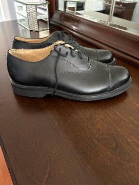 Canada West Leather Oxford cap toe dress shoes